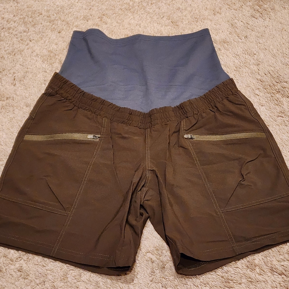 Maacie Women's Maternity Shorts